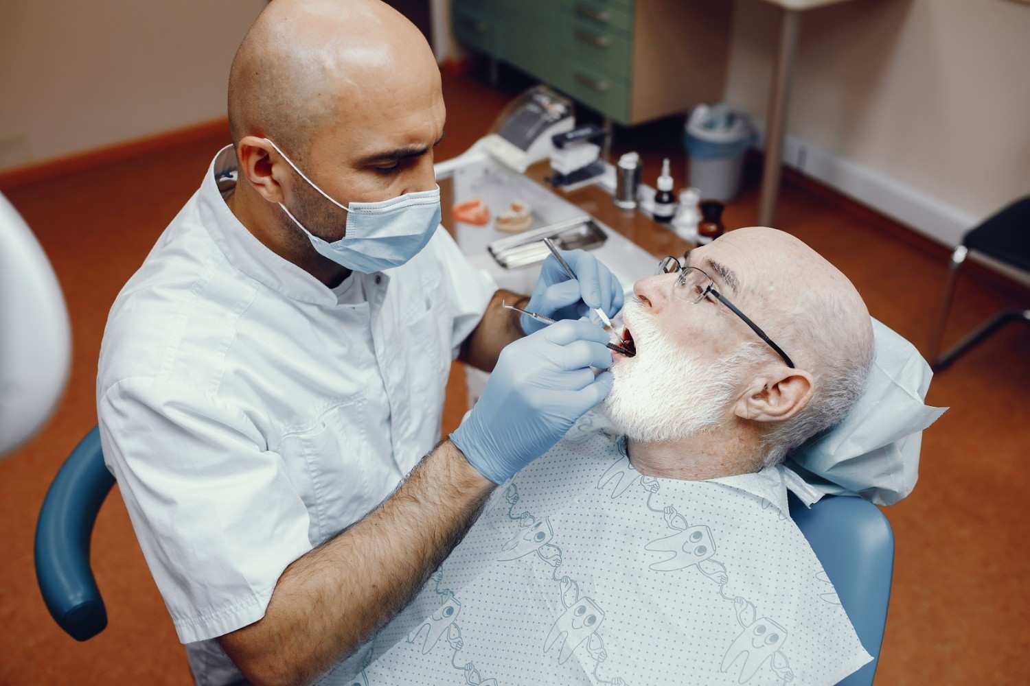 Best Dental Implant Clinic in Ghaziabad